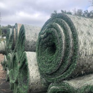 recycled artificial grass 6